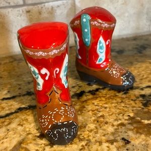 Pioneer Woman Salt Pepper Shakers Cowboy Boots Western New Set Ceramic